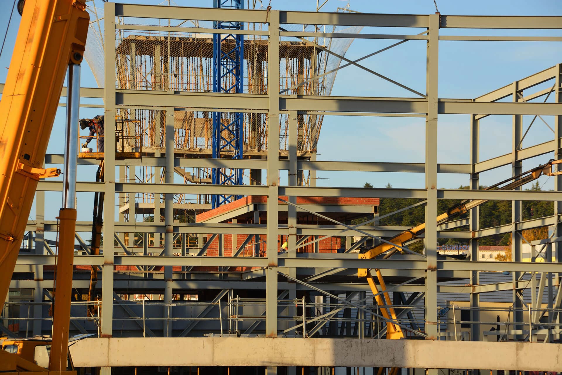 Instalación de estructuras metálicas en Pontevedra